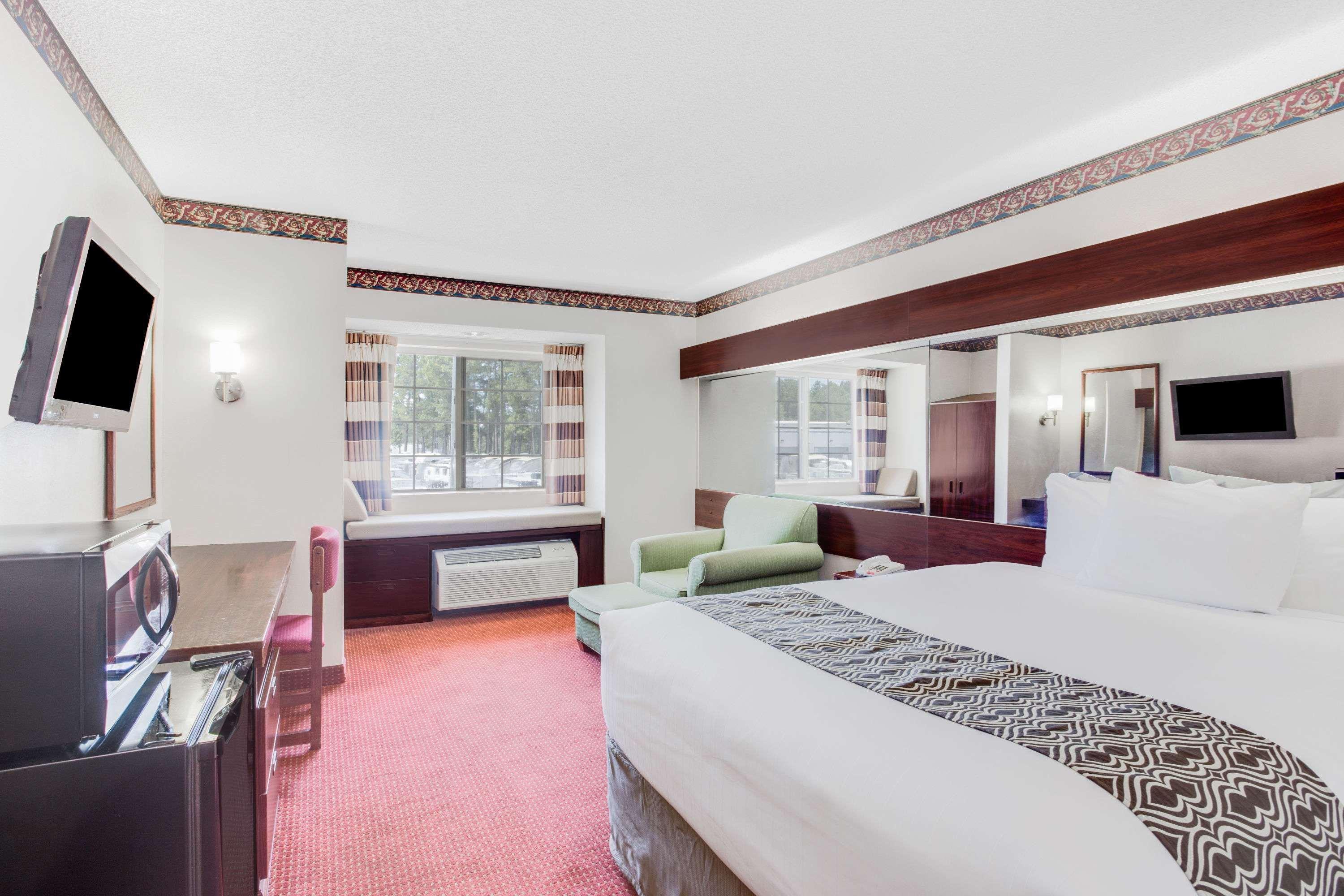 Microtel & By Wyndham Savannah/pooler Pooler